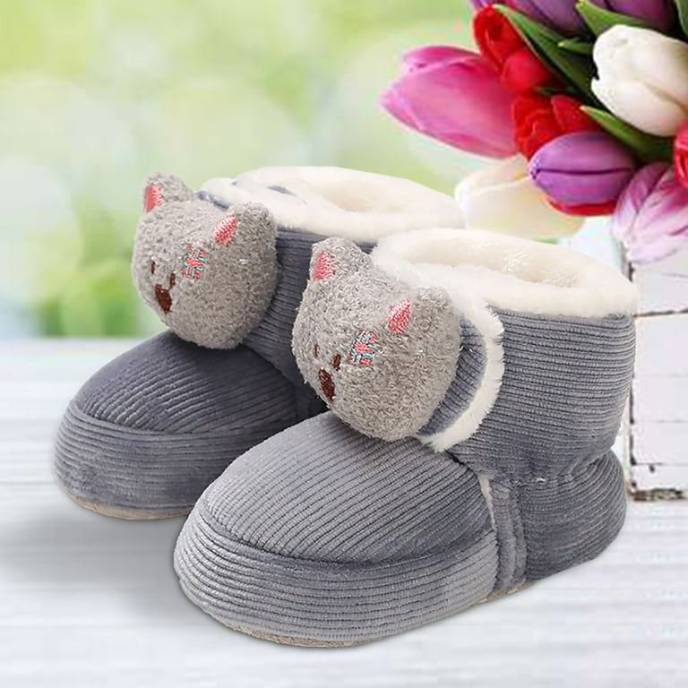 Baby best sale branded shoes