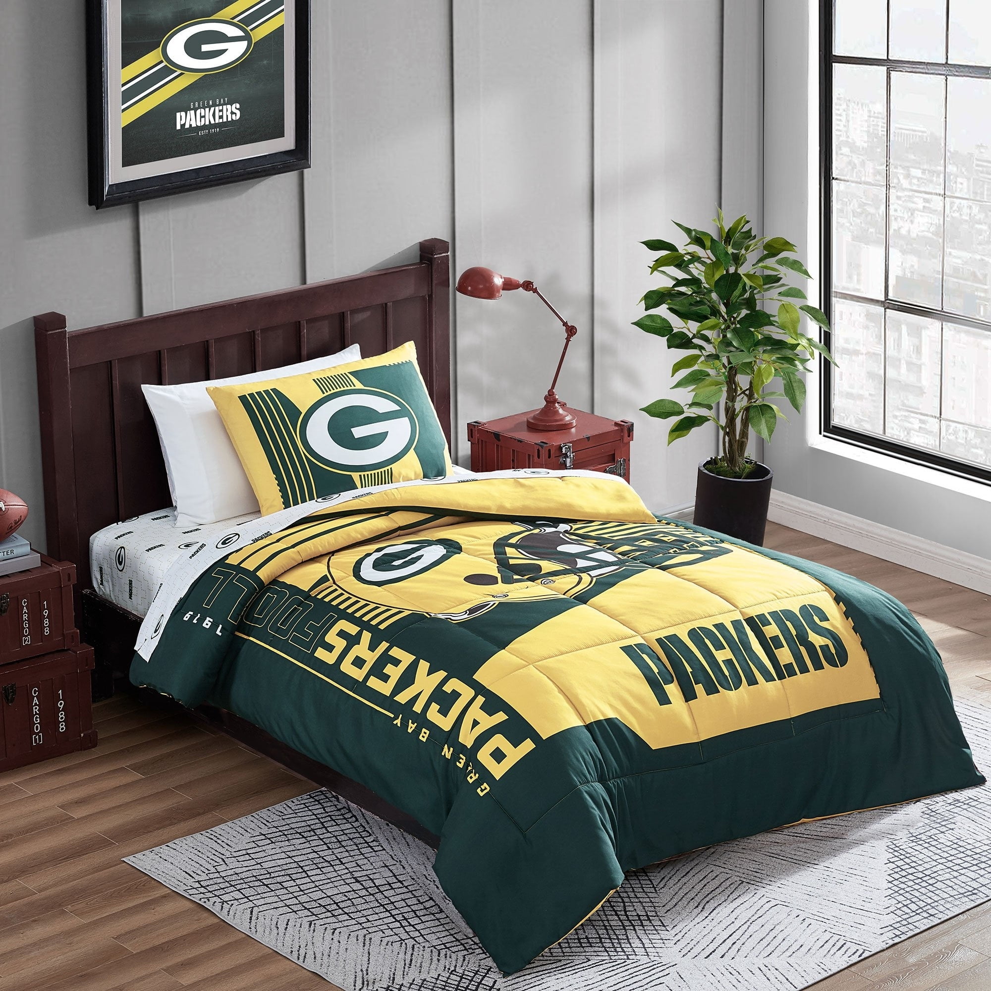 Cathay Sports Green Bay Packers NFL Licensed "Status" Bed In A Bag Comforter & Sheet Set Twin