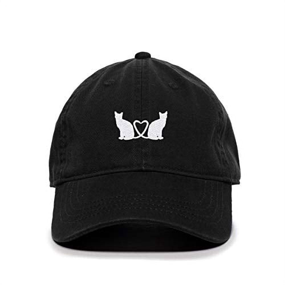 Football Heart Embroidered Baseball Cap – Adjustable Unisex Hat For Sports Fans & Gifts