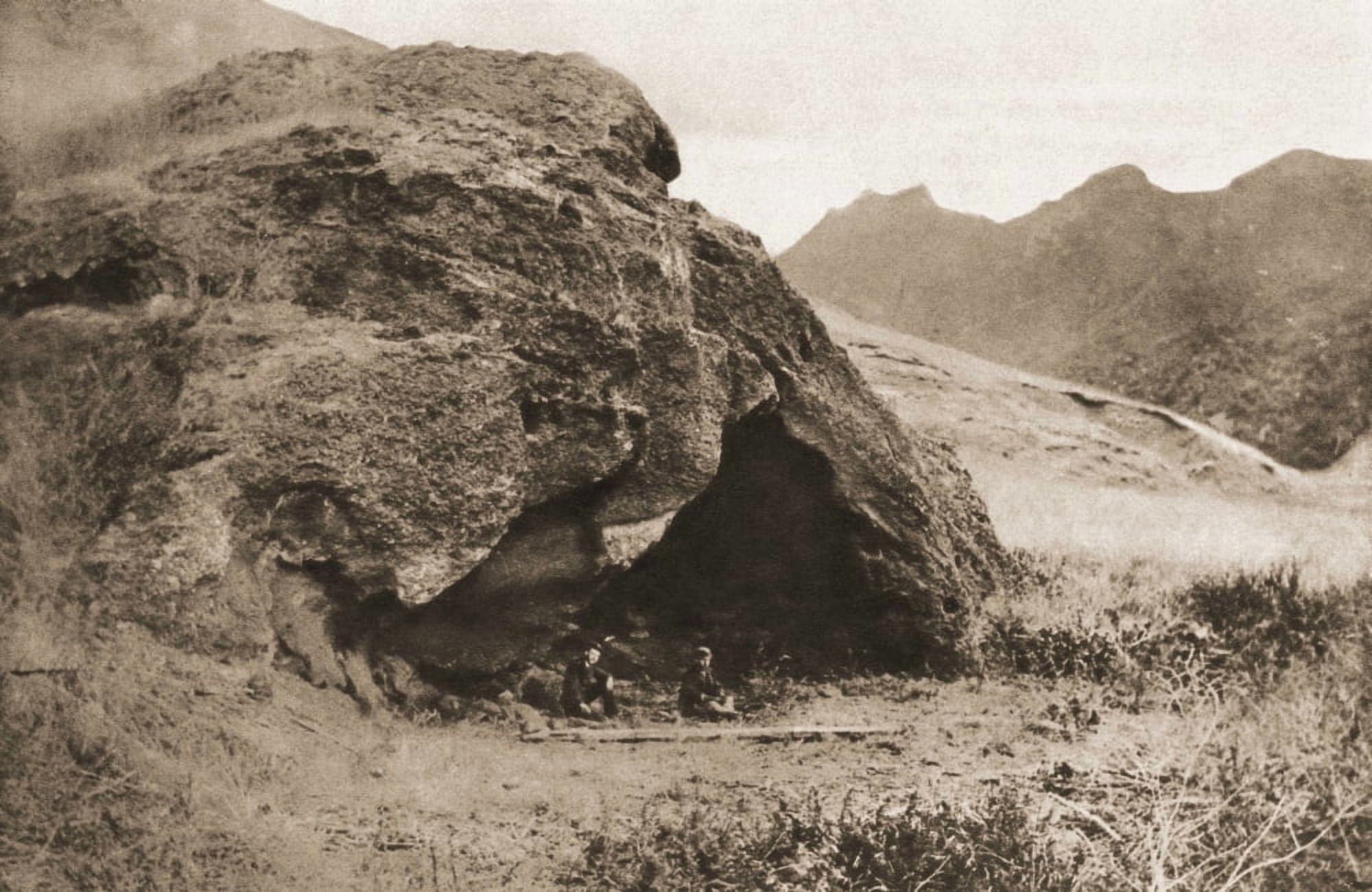 The Cave On Juan Fernandez Island In Which Alexander Selkirk Lived Now Known As Robinson Crusoe Cave From The Illustrated War News Published 1915 Canvas Art - Ken Welsh  Design Pics (18 x 11)