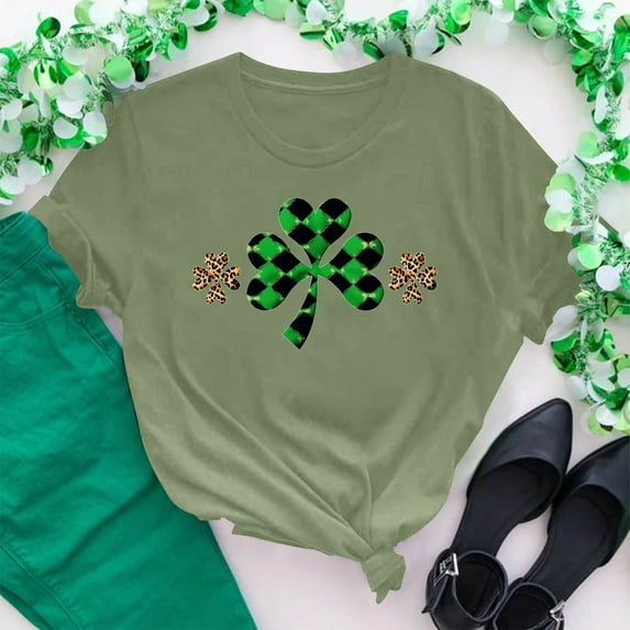 Cavosen Saint Patrick Day T-Shirts for Women Short Sleeve Green Shamrock Leopard Print Tops Crewneck Irish Festival T-Shirts Novelty Dressy Holiday Blouse Loose Summer Tees L
