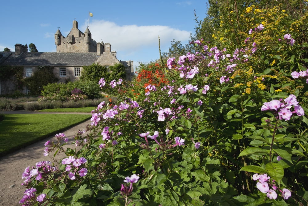 Cawdor Castle East of Inverness County Nairn Highlands Scotland Canvas Art - Carl Bruemmer Design Pics (19 x 12)