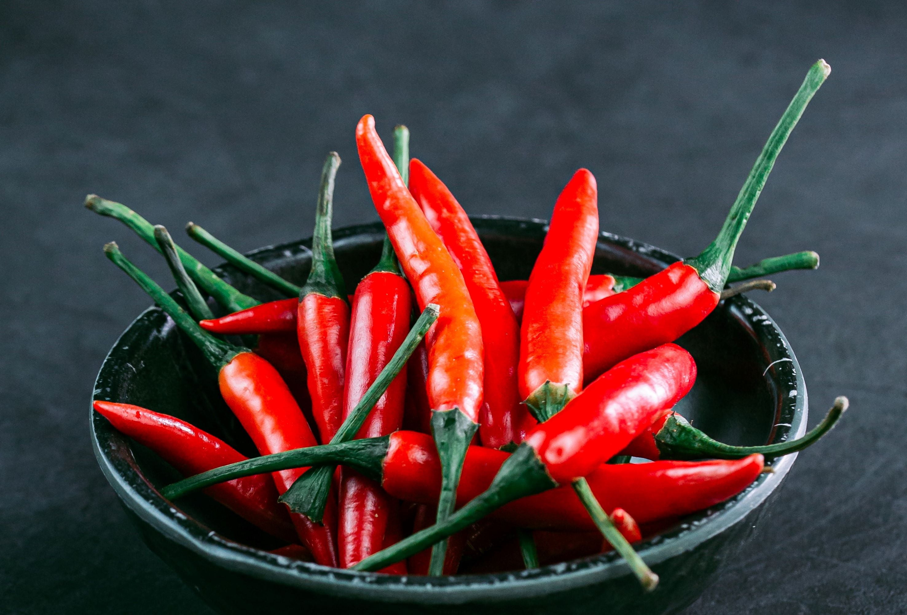 Cayenne Long Thin Red Pepper Seeds/ Perennial/ Full Sun/70 Seeds 1/2 Gram/ Zellajake Farm and