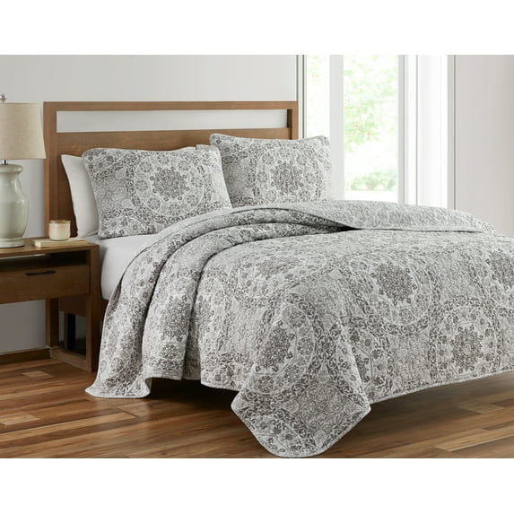 Cedar Court Quilt Set, Full, Ravenna Medallion Gray, 3 Piece