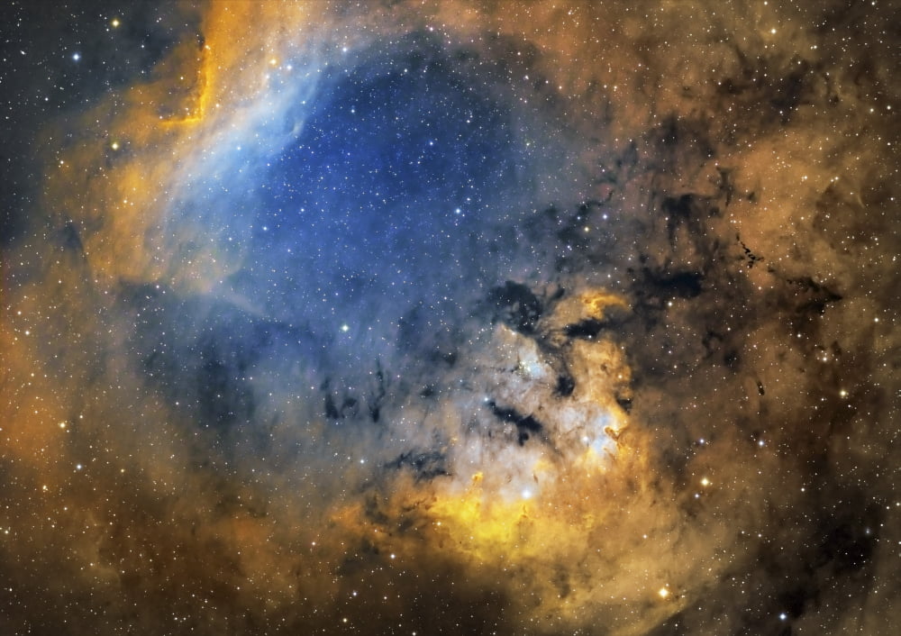 Cederblad 214 emission nebula in the constellation Cepheus Canvas Art - Lorand FenyesStocktrek Images (17 x 12)