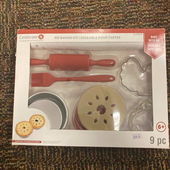Celebrate It Thanksgiving Pie Baking Kit