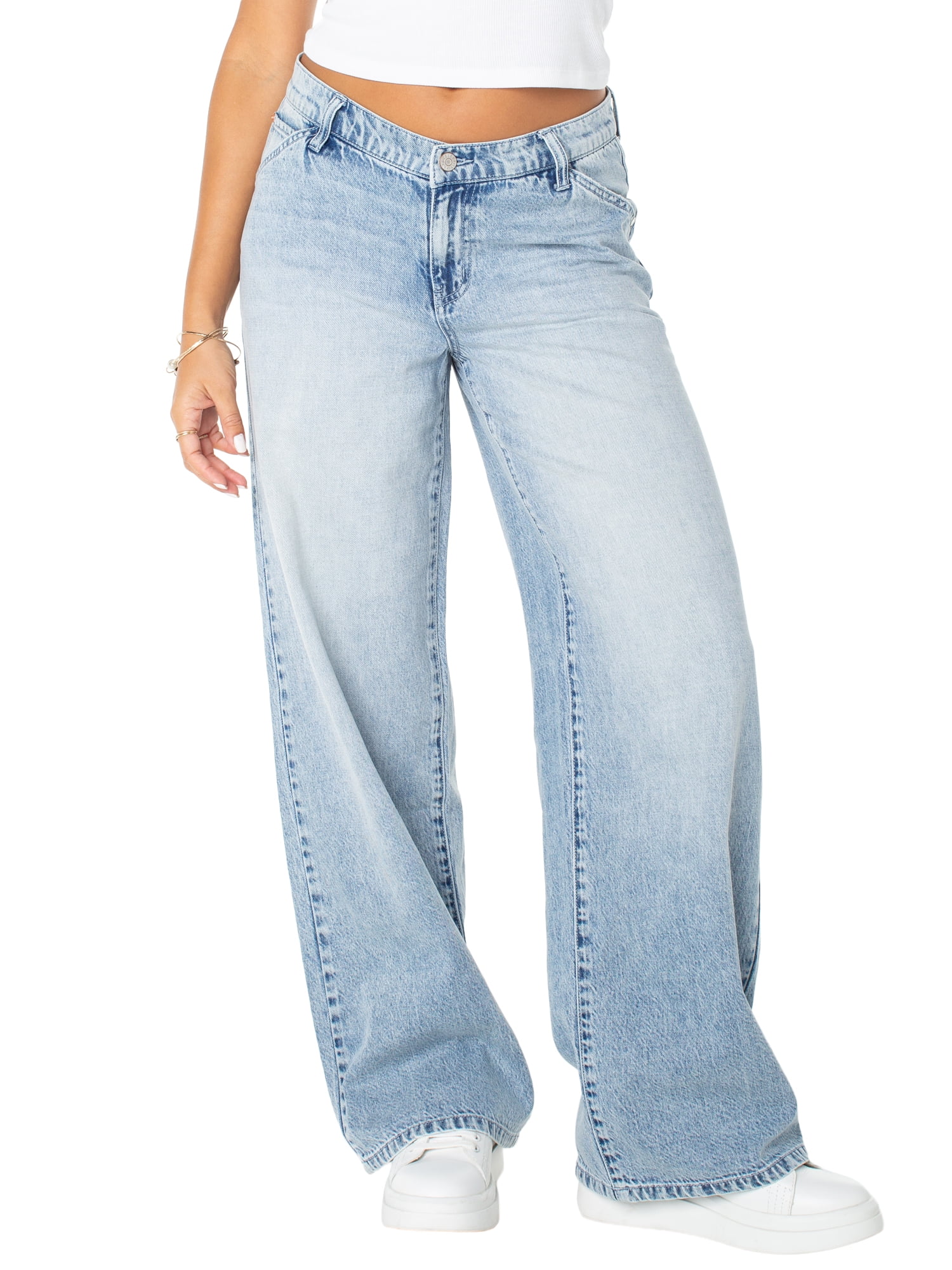 Celebrity Pink Women's and Women's Plus V-Waist Wide Leg Jeans, Available in 30", 32", and 34" inseams, Sizes 1-24W