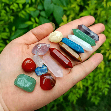 Celectigo Healing Crystals and Stone Kit — 14Pcs Chakra Stones Collection For Therapy, Yoga, Jewelry Making