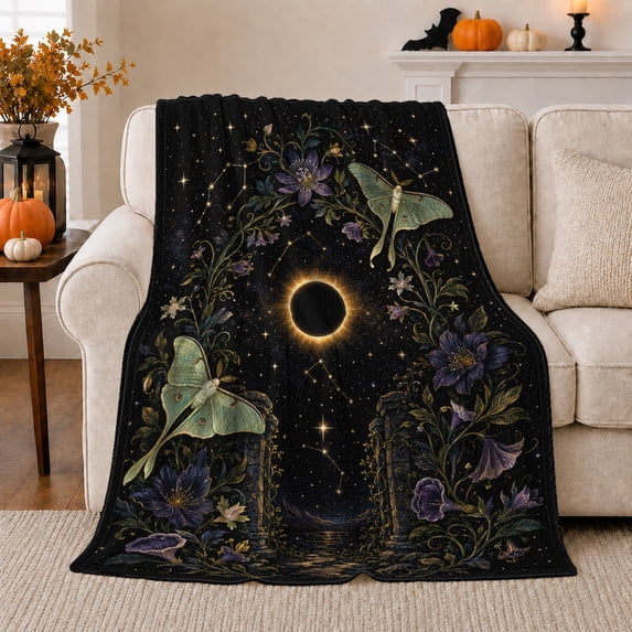 Celestial Eclipse And Green Moths for Moth And Celestial Enthusiasts, Dark Botanical Fantasy Illustration Home Decor for Living Room and Bedroom, Halloween Gift with Cozy Flannel Blanket