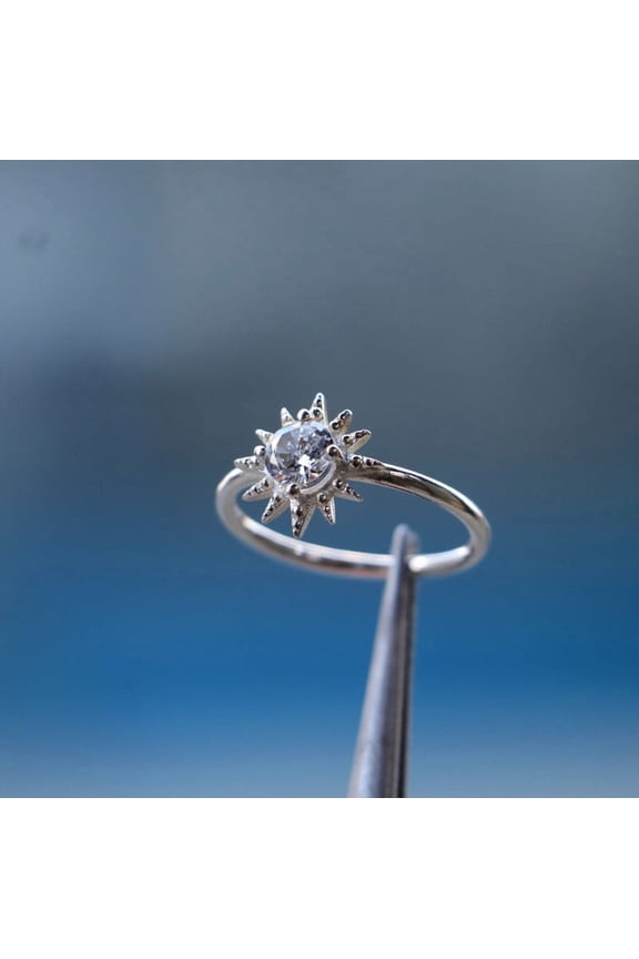 Celestial North Star Ring – Moissanite Diamond Alternative – Starburst Engagement Ring – 925 Sterling Silver Wedding Ring
