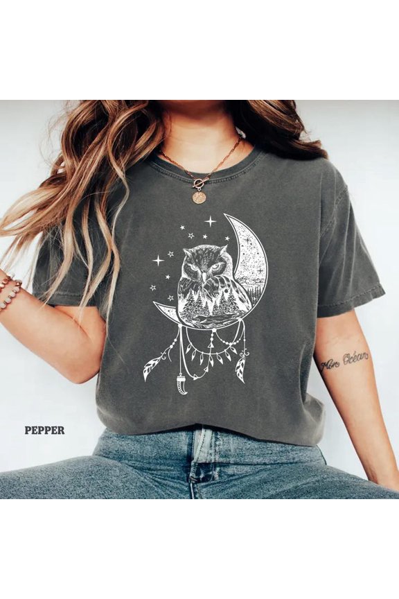 Celestial Owl Moon Phase Astrology Astronomy Vintage Graphic Shirt Comfort Colors Unisex Cotton T-Shirt, Size S-3XL