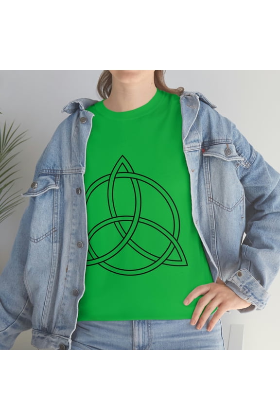 Celtic Knot T-Shirt - Black Outline
