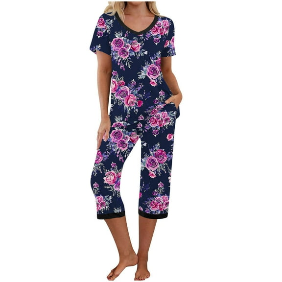 Censtreet Women's Pajama Sets Short Sleeve Sleepwear Round Neck Pj Loungewear Top and Capri Pants with Pockets