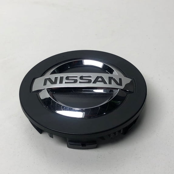 Center Cap 3.25" Diameter OEM Take Off For 2004-2018 Nissan Armada 18" Rim