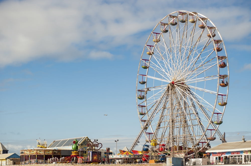 Central Pier Blackpool Lancashire England Canvas Art - Dosfotos  Design Pics (17 x 11)