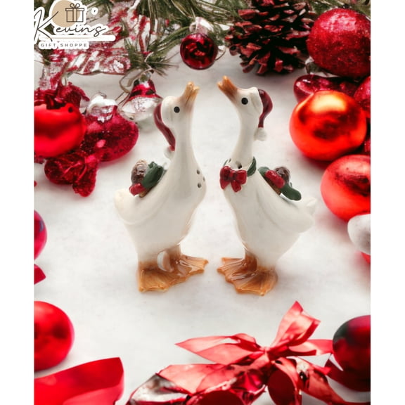Ceramic Christmas Geese Salt and Pepper Shakers Gift