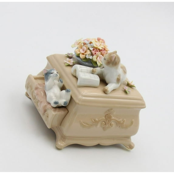 Ceramic Kittens Music Box Dresser 4.5 inch Gift for Cat