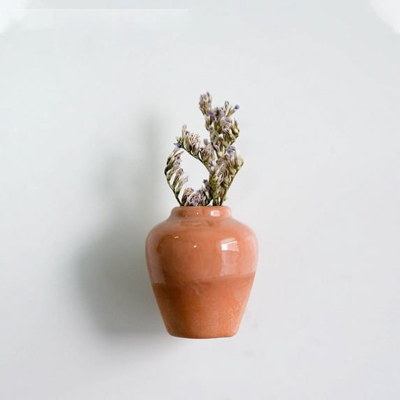 Ceramic Magnetic Vase Refrigerator Sticker Succulent Flower Pot Decorative Mini Vase for Metal Surfaces Kitchen Office Decor Space-Saving Functional Design Holds Fresh or Dried Flowers 1 Pack