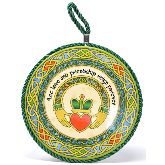 Ceramic Pot Stand Hanging Rope Plaque Claddagh Ring 7'' Irish Weave by Royal Tara