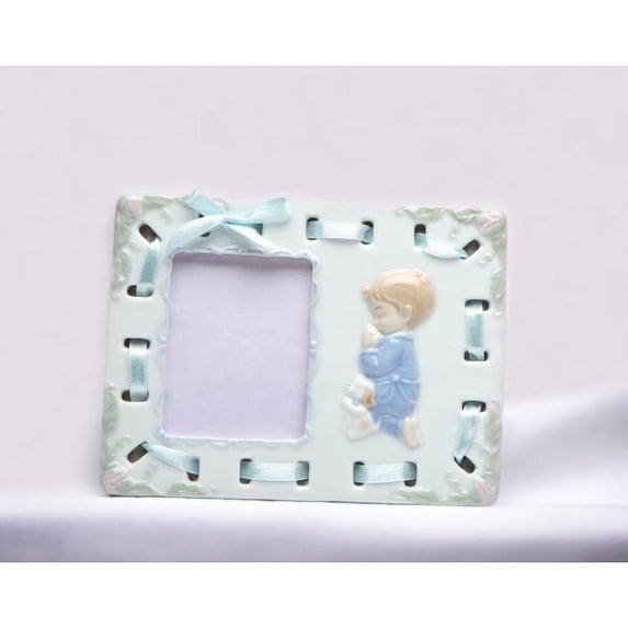 Ceramic Praying Boy Picture Frame 6x4 for Baptism Church Religious Gift Decor