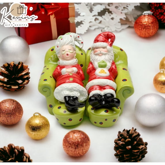 Ceramic Santa and Mrs Claus Taking a Nap Salt and Pepper Shakers Holiday Decor