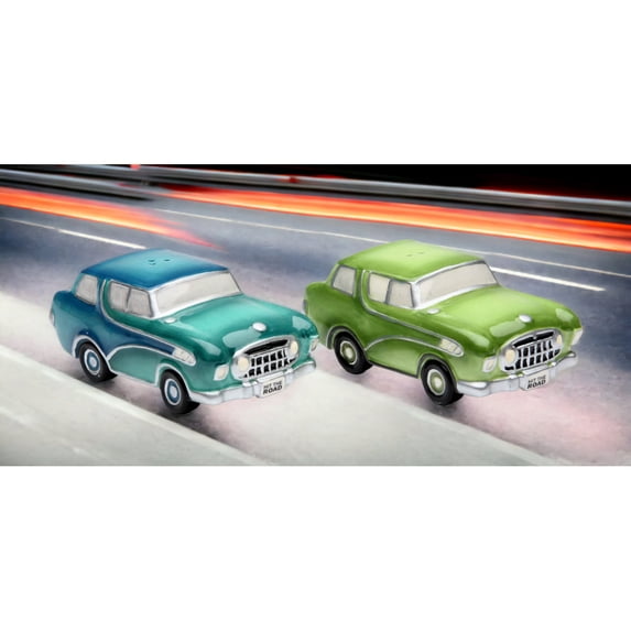 Ceramic Vintage Cars Salt and Pepper Shakers 3.5 Inch Kitchen Gift