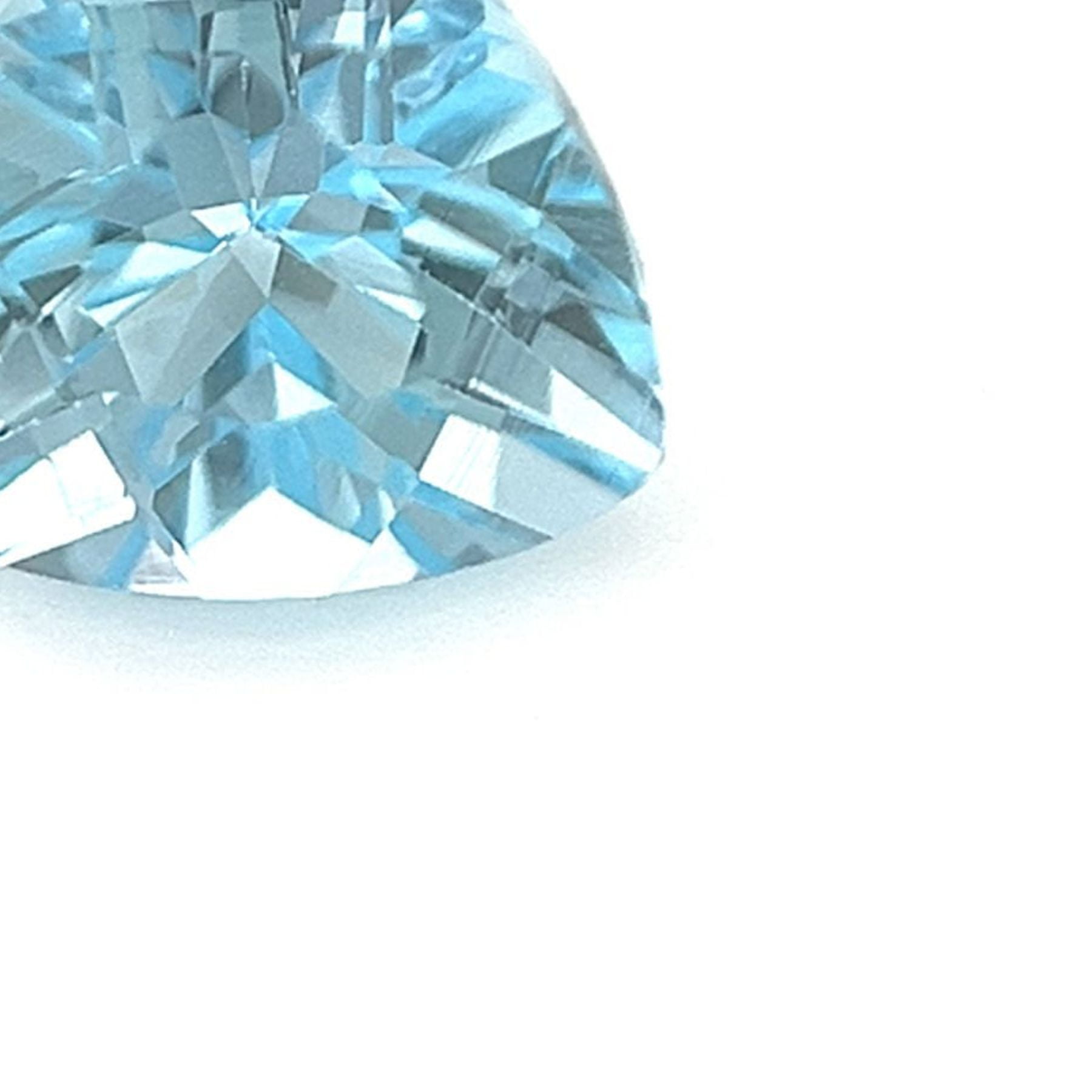 Certified Natural 1.5 Carat Sky Blue Topaz Trilliant Shape Brilliant ...