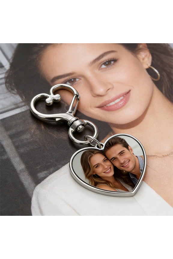 Custom Alloy Heart Photo Keychain - Personalized Rotating Clasp Keyring Gift for Anniversaries Valentine's Day Weddings Birthdays