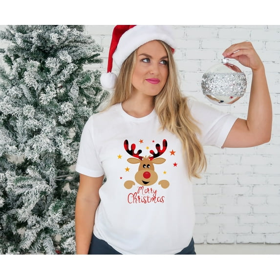 ChaChaCoo Merry Christmas Reindeer Shirt: Family Holiday Tee