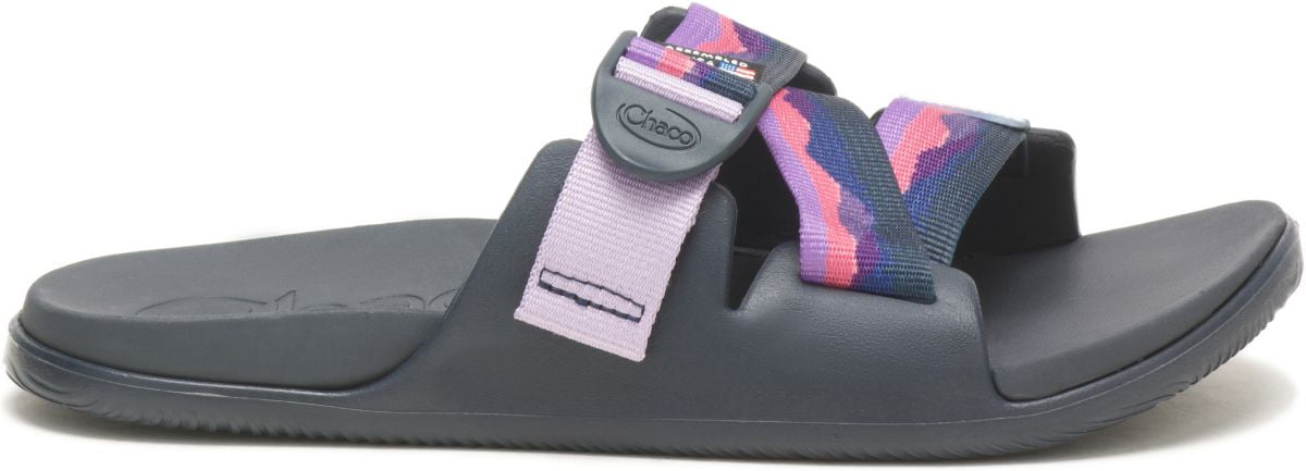 Light pink chacos online