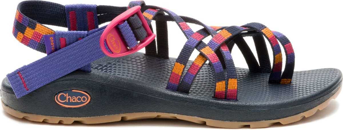 【きれいめファッション51選】上品さと清潔感をキープし Chaco Women's ZX/2 Cloud Dual Strap Cushioned Sandal with その他