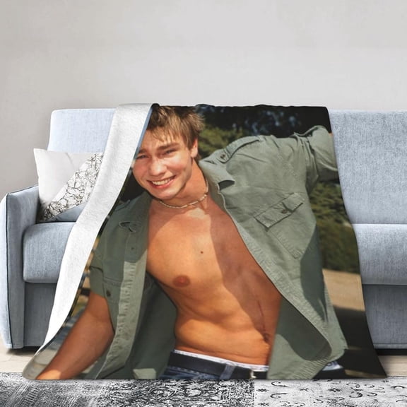 Chad Michael Murray Fleece Blanket Throw Blanket for Couch - Cozy Luxury Bed Blanket Microfiber and Throws for Sofa