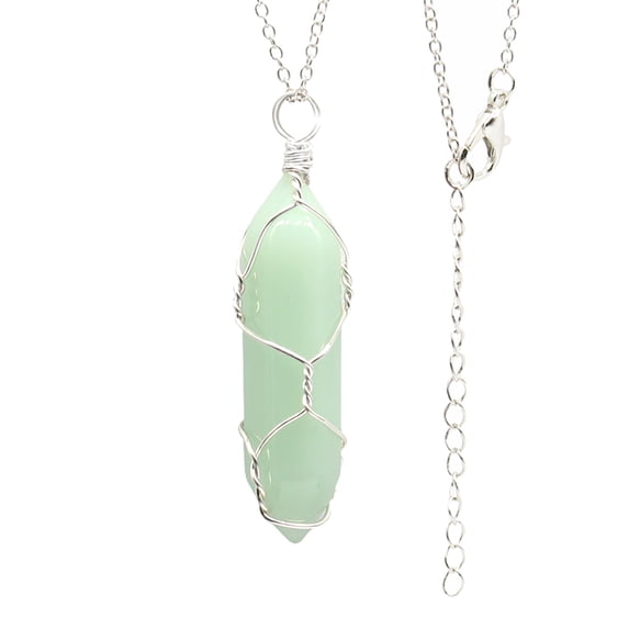 Chakra Crystal Pendant, Gaqring Natural Quartz Healing Necklace, Hexagonal Pointed Carnelian Gemstone for Protection Luck Wealth, Green