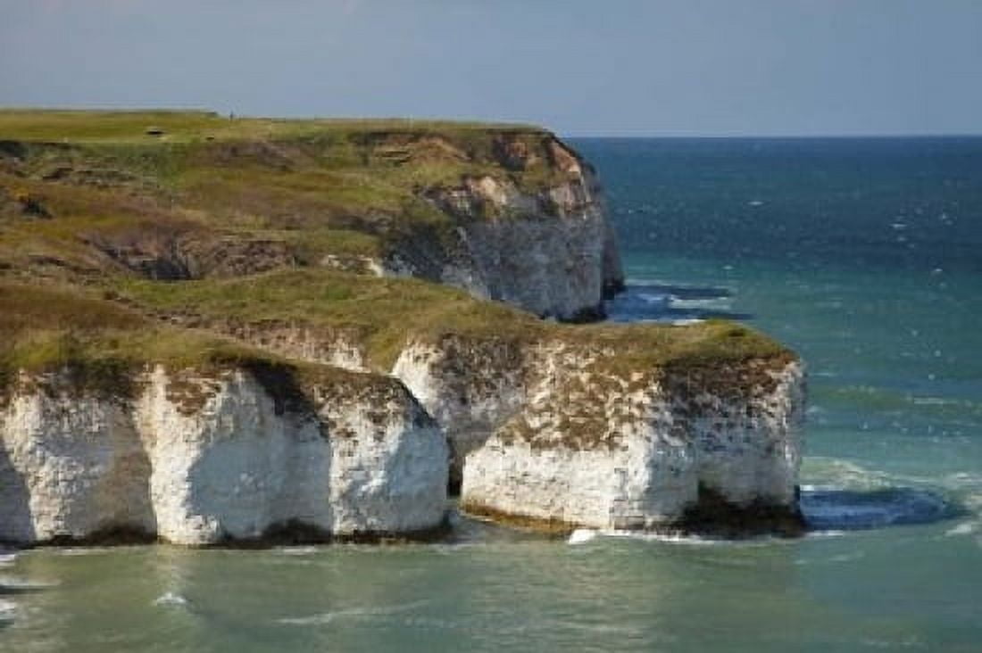 Chalk cliffs by North Landing Flamborough Head Yorkshire England Canvas Art - David Wall DanitaDelimont (19 x 12)