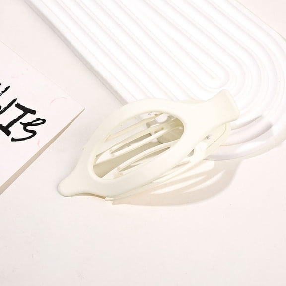 Claw Clip, A