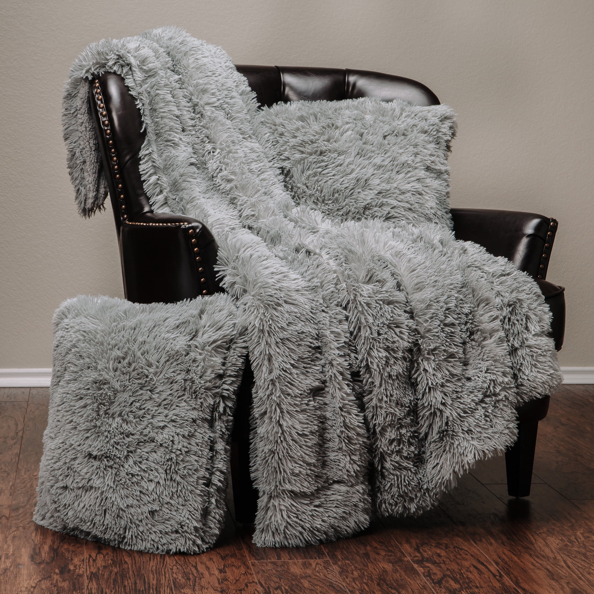 Chanasya 3-Piece Super Soft Shaggy Throw Blanket Pillow Cover Set - Chic  Fuzzy Faux Fur Elegant Cozy Fleece Sherpa Throw (50"x65") & Two Throw  Pillow Covers (18"x 18")- For Bed Couch Chair