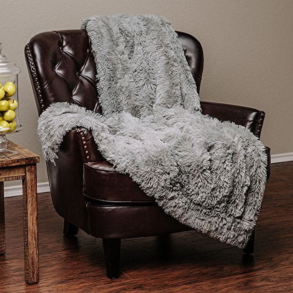 Gray Reversible Faux Fur and Sherpa Throw Blanket 50" x 65"
