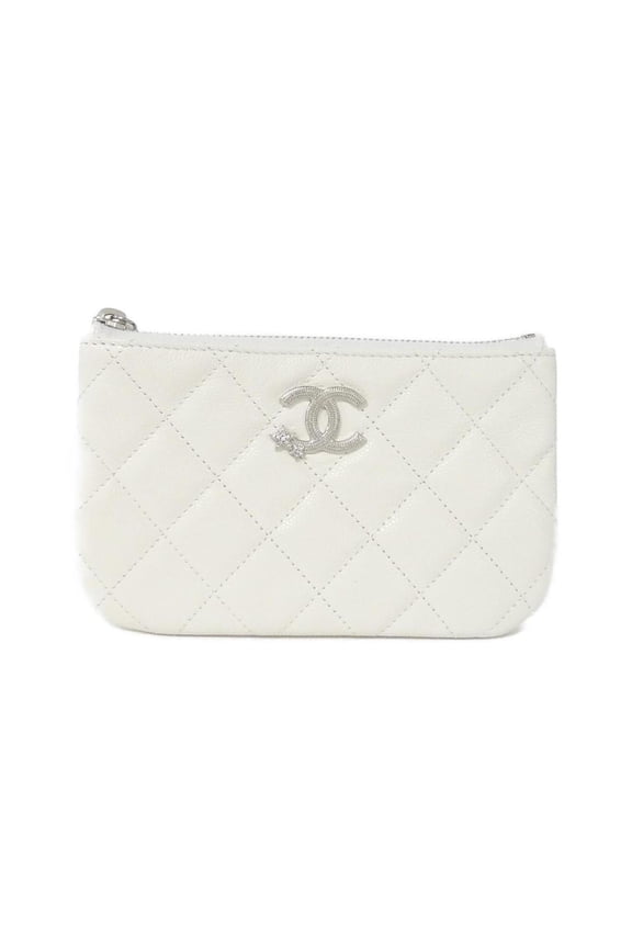 Pre-Owned Chanel AP4811 pouch