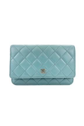 Pre-Owned Chanel Matelass Shoulder Bag, Green