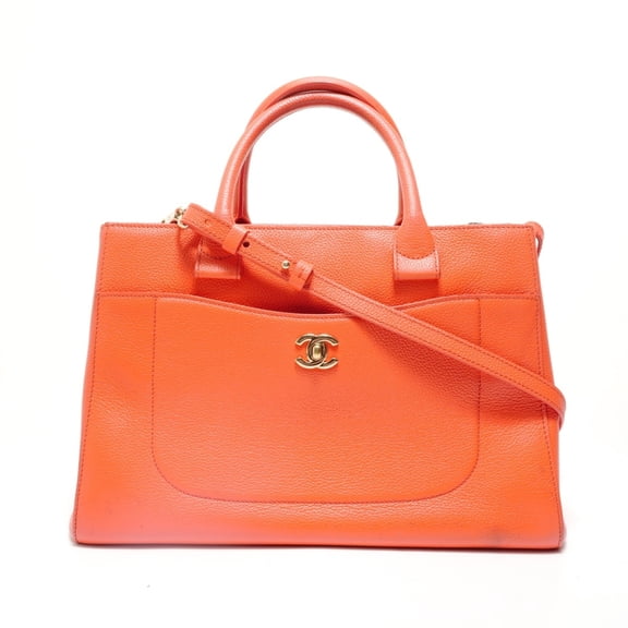 Pre-Owned Chanel Neo Executive 2-way handbag, orange