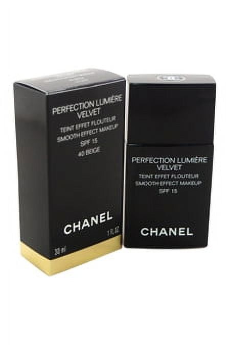 Chanel Perfection Lumiere Velvet SPF 15 - # 40 Beige 1.01 oz Foundation 