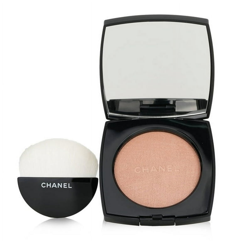 Chanel Warm Gold (20) Highlighting Powder Review & Swatches