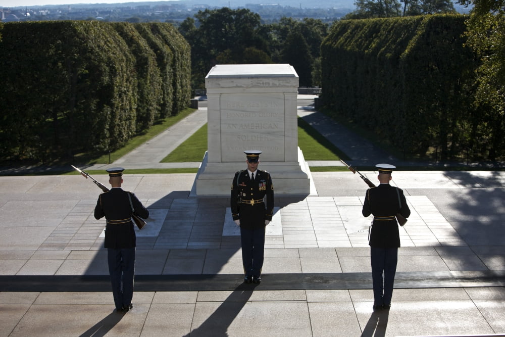Changing of guard at Arlington National Cemetery Canvas Art - Terry MooreStocktrek Images (35 x 23)