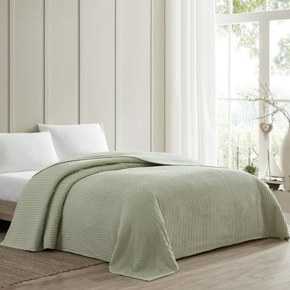 Channel Chenille Bedspread Sage Queen
