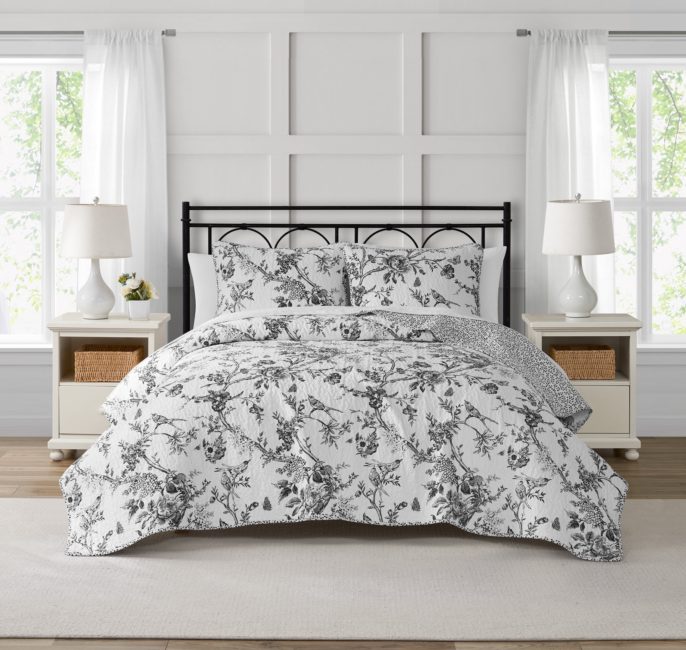 Chantilly Toile Floral Black 3-Piece All-Season Reversible Cotton Quilt Set - Full/Queen