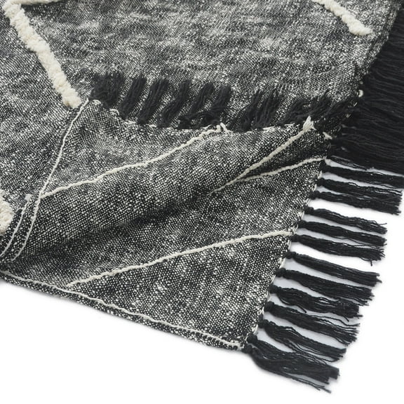 HomeRoots 548243 Charcoal & Off White Geometric King Size Cotton Coverlet with Fringe