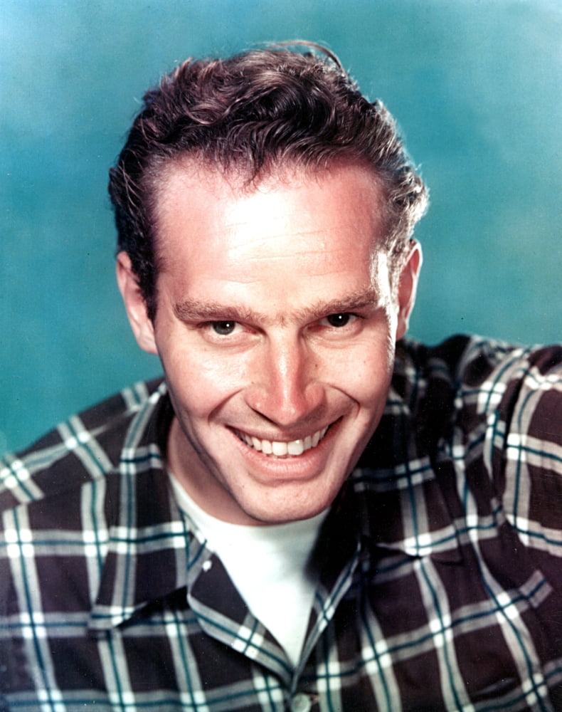 Charlton Heston Canvas Art - (16 x 20)