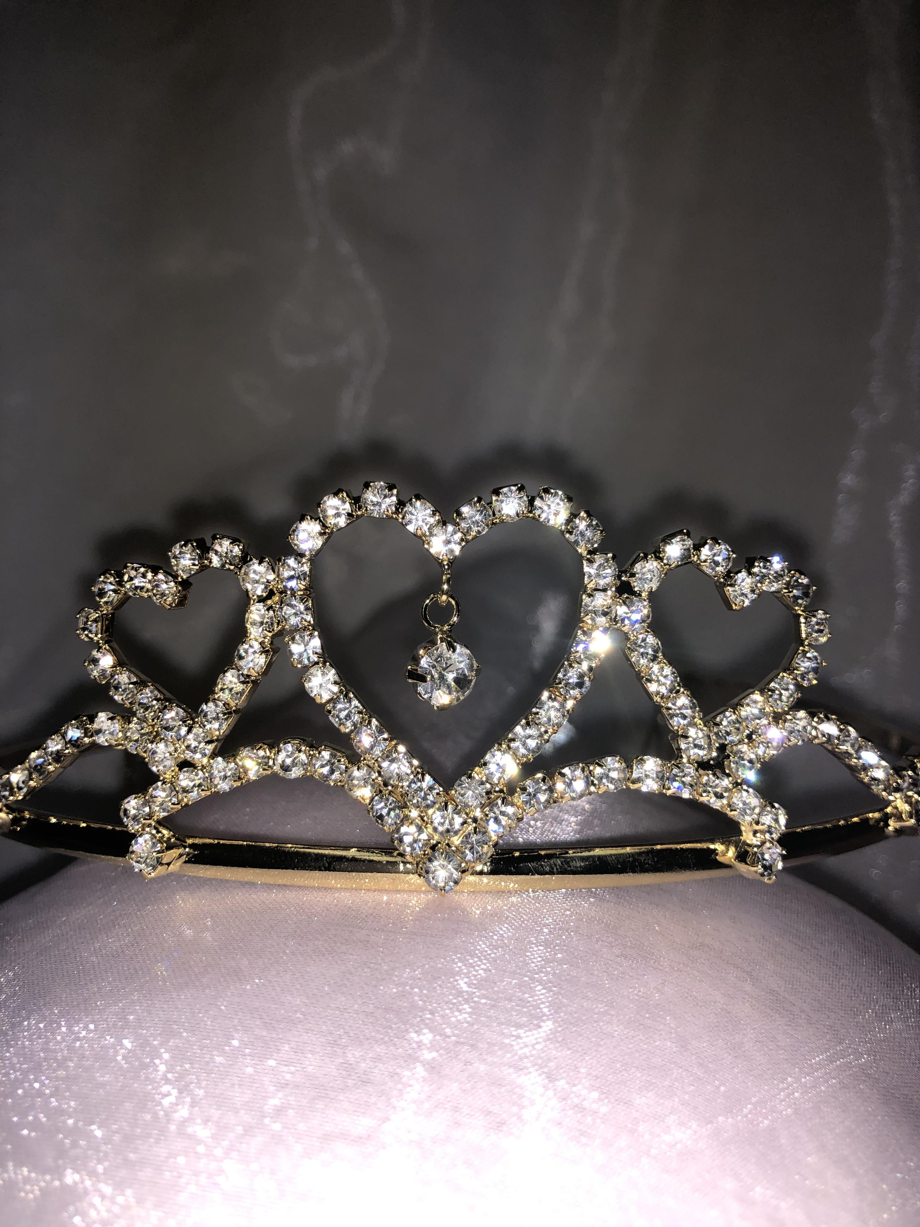 Tiara Silver Heart Design with Pearls. Heart Austrian Crystal Rhinestone Tiara Crown Comb Girl  main image 2
