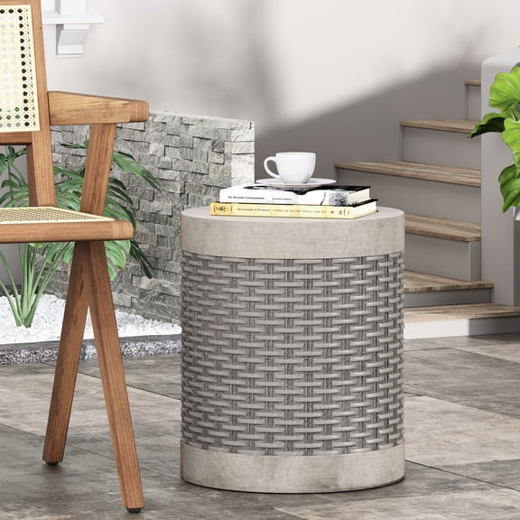 Charming Aesthetic & Functional Design - Perfect Outdoor End Table for Windy Days and Relaxing Moments