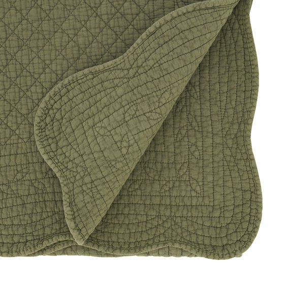 Charming Quilted Table Runner
